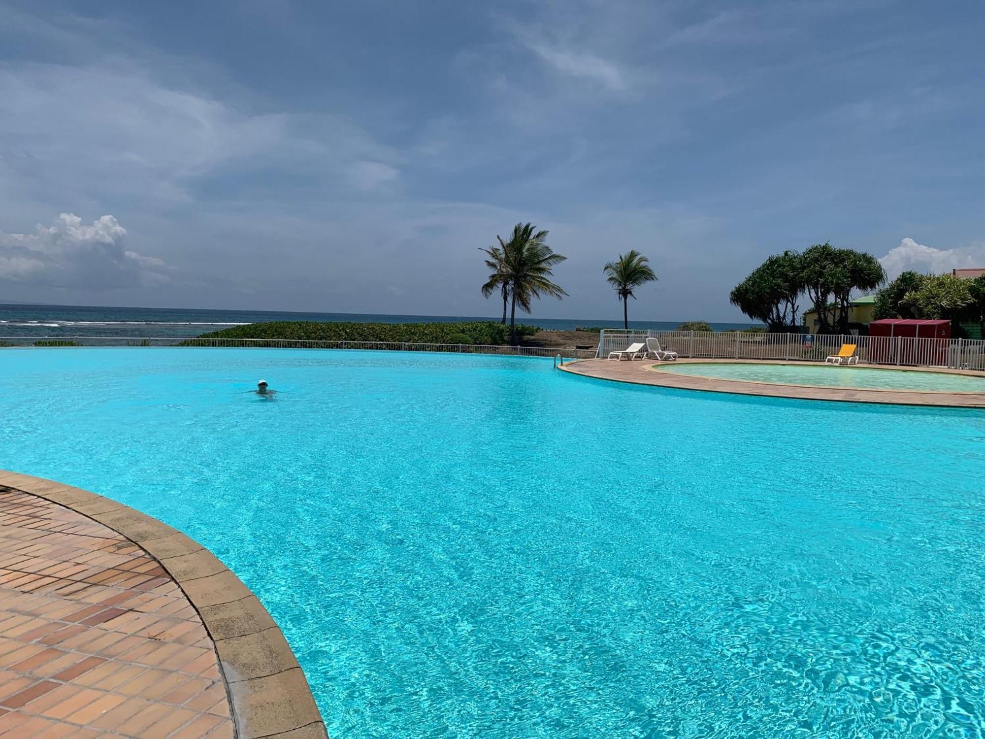 Studio Mojito Vue Mer,Piscine Avec Cuve Eau Et Acces Plage Et Piscine Anse Des Rochers سانت فرانسوا المظهر الخارجي الصورة